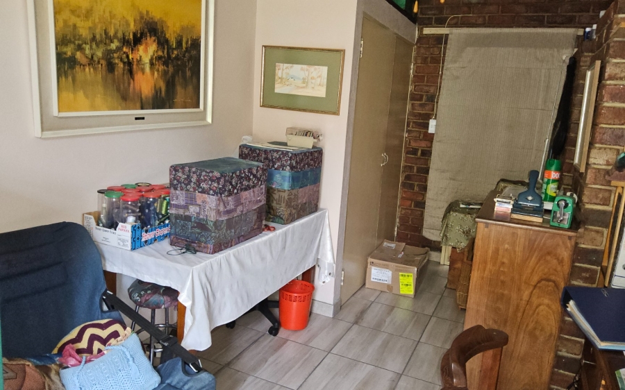 3 Bedroom Property for Sale in Kannoniers Park North West